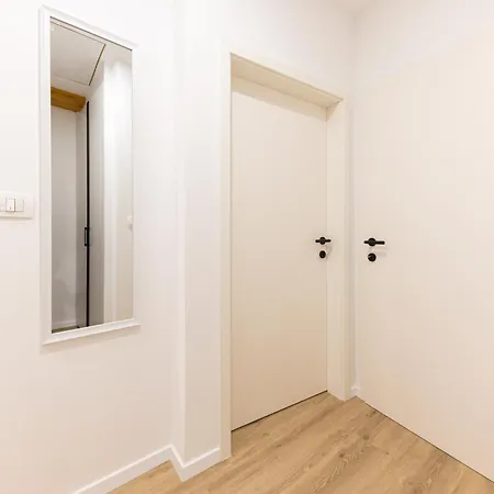 Apartment Salt & Sky