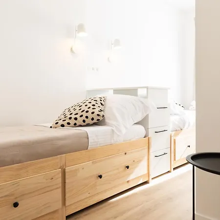 Salt & Sky * Kastela